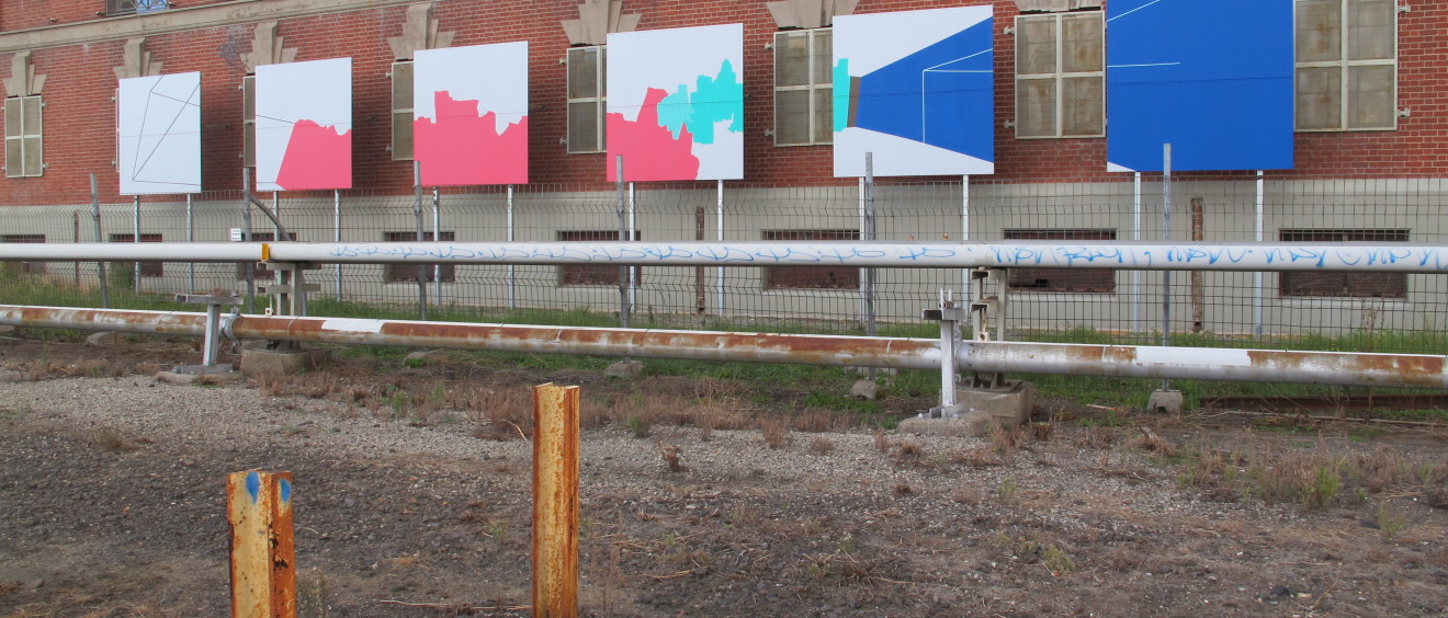 Linked Internal Space I (C) 2013 Naomi Nicholls